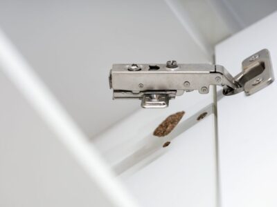 hinge broken from particleboard cabinet - how to avoid it
