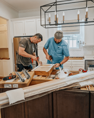installing-drawer-glides